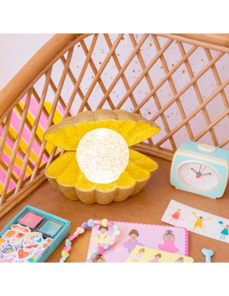 Lampe coquillage à paillettes dorées - Petit Souk - Fées et PIrates